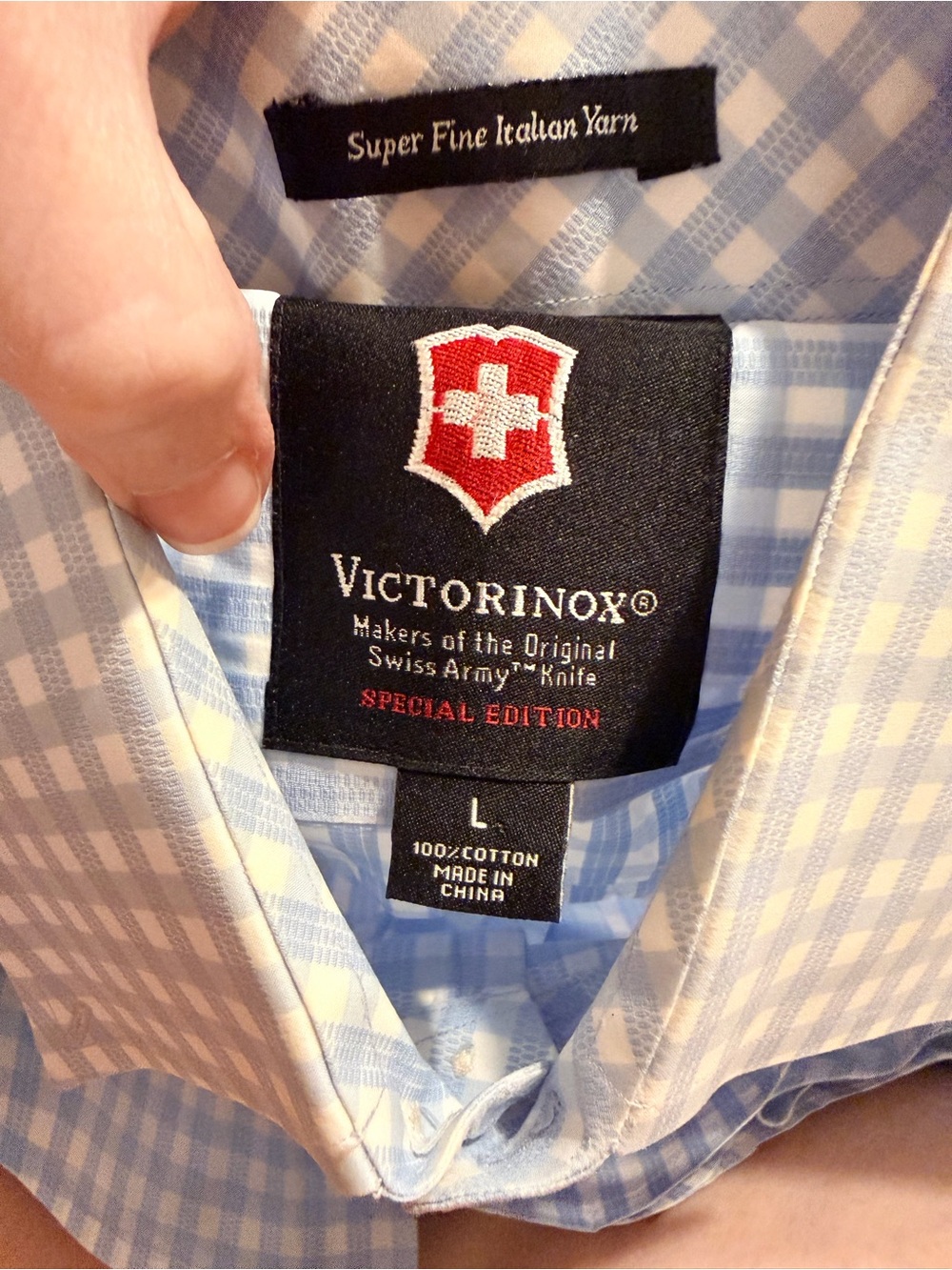 Victorinox Light Blue and White Checked Casual Button-Down Shirt Size Large